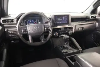 Toyota Tacoma 2024 4x4 SR 4dr Double Cab 5.0 ft SB 8A