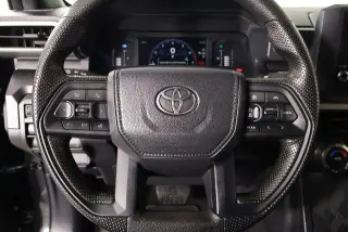 Toyota Tacoma 2024 4x4 SR 4dr Double Cab 5.0 ft SB 8A