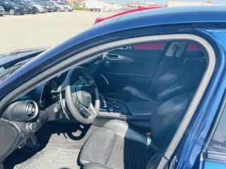 2017 Alfa Romeo Giulia Ti