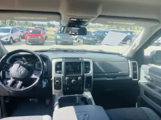2016 RAM 1500 SLT