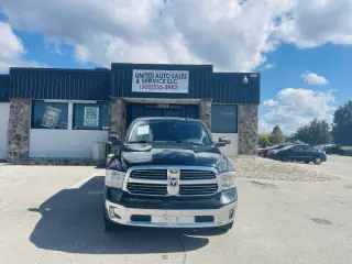 2016 RAM 1500 SLT