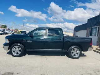 2016 RAM 1500 SLT