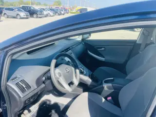 2012 Toyota Prius Three