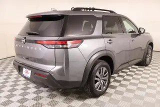 Nissan Pathfinder 2025 SV 4dr SUV