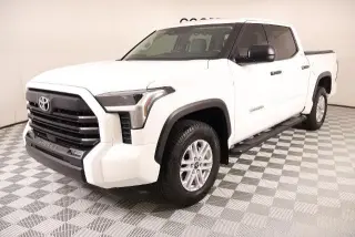 Toyota Tundra 2024 4x4 SR5 4dr CrewMax Cab Pickup SB