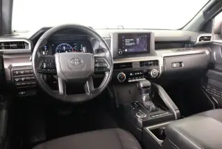 Toyota Tacoma 2025 4x2 SR5 4dr Double Cab 5.0 ft SB