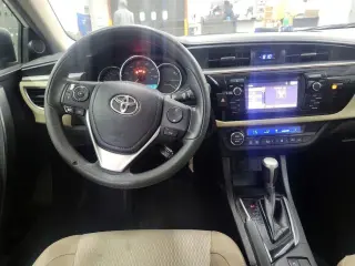 Toyota Corolla 2016 LE Sedán 4 puertas
