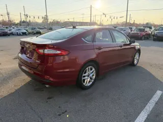 2014 Ford Fusion SE