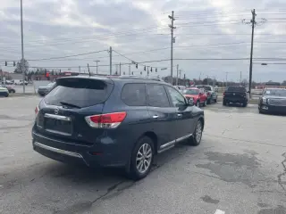 2014 Nissan Pathfinder SL
