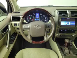 Lexus GX 460 2017 AWD 4 puertas SUV