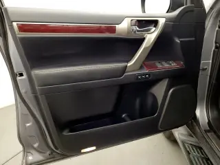Lexus GX 460 2017 AWD 4 puertas SUV