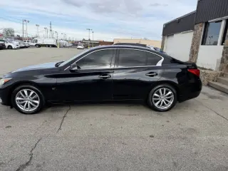 2015 Infiniti Q50 Sport
