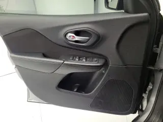 Jeep Cherokee 2015 Sport 4dr SUV
