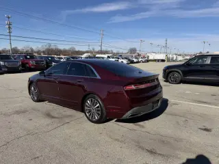 2017 Lincoln MKZ Select