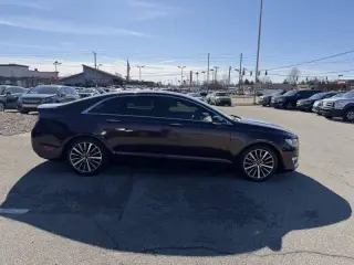 2017 Lincoln MKZ Select