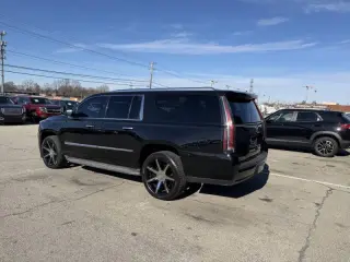 2015 Cadillac Escalade ESV Luxury