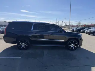 2015 Cadillac Escalade ESV Luxury