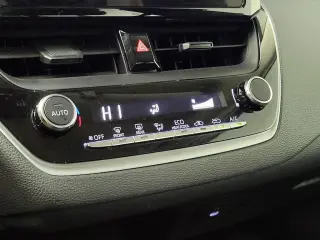Toyota Corolla 2024 LE 4dr Sedan
