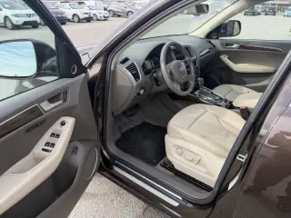 2012 Audi Q5 2.0T quattro Premium Plus