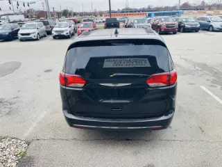2017 Chrysler Pacifica Touring Plus