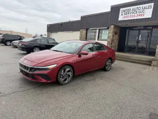 2025 Hyundai Elantra SEL Convenience