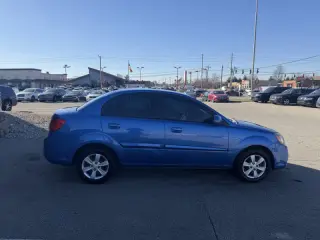 2010 Kia Rio LX