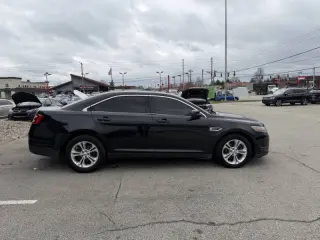 2013 Ford Taurus SEL