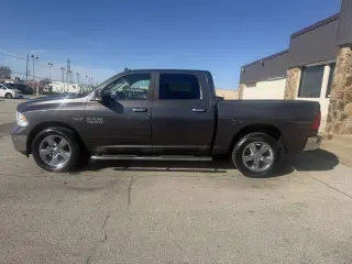 2016 RAM 1500 SLT