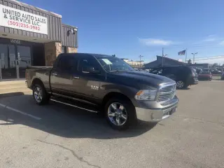 2016 RAM 1500 SLT