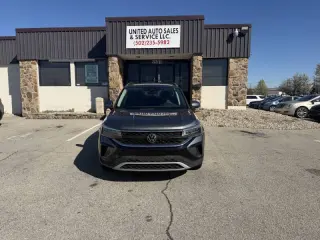 2024 Volkswagen Taos SE