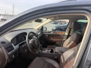 2012 Volkswagen Touareg VR6 Sport