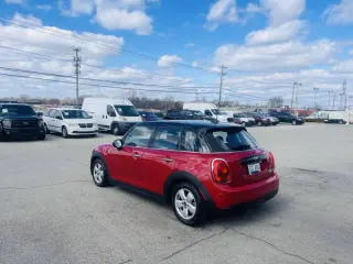 2016 MINI Hardtop 4 Door Cooper