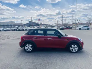 2016 MINI Hardtop 4 Door Cooper