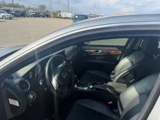 2013 Mercedes-Benz C-Class C 300 Luxury 4MATIC