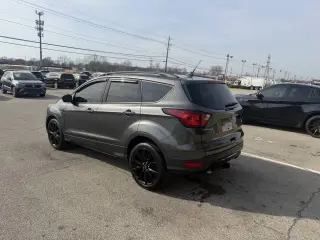 2019 Ford Escape
SE
