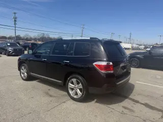 2013 Toyota Highlander
Limited