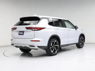 Mitsubishi Outlander 2024 SE 4dr SUV