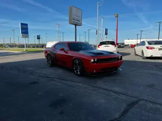 2013 Dodge Challenger SRT8 Core