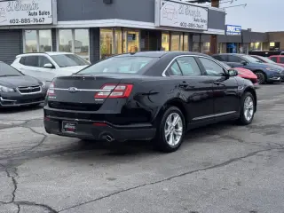 2017 Ford Taurus SE