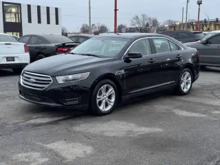 2017 Ford Taurus SE