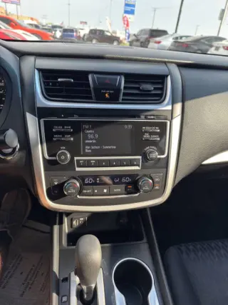 2017 Nissan Altima 2.5 SV