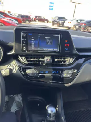 2018 Toyota C-HR XLE Premium