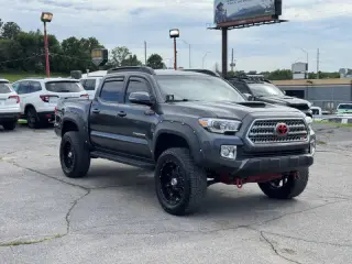 2017 Toyota Tacoma TRD Sport