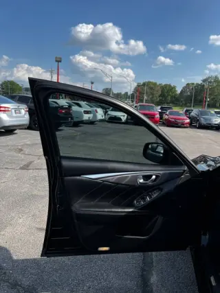 2015 Infiniti Q50 Sport