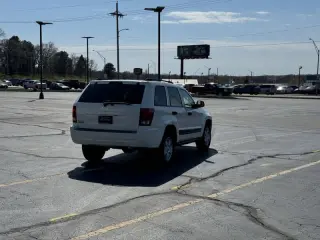 2006 Jeep Grand Cherokee Laredo