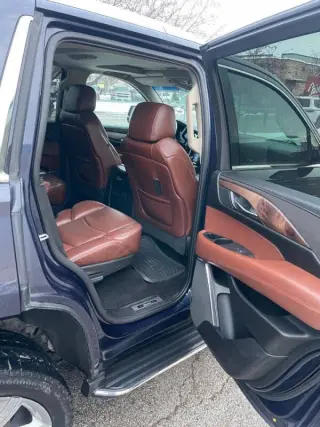 2018 Cadillac Escalade Luxury