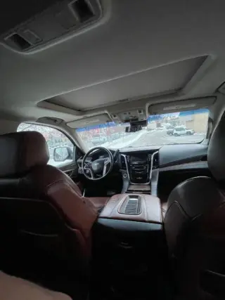 2018 Cadillac Escalade Luxury