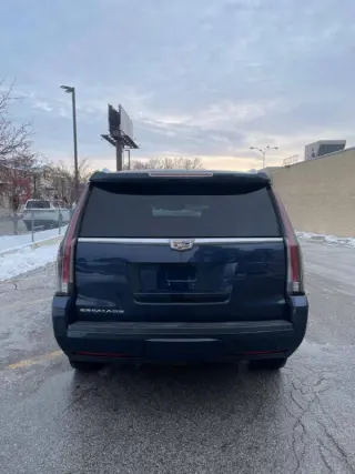 2018 Cadillac Escalade Luxury