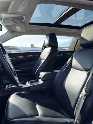 2017 Chrysler 300 C