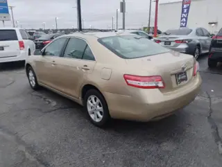 2011 Toyota Camry LE